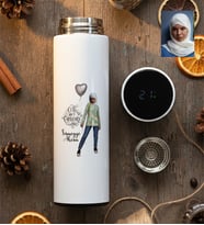 Kişiye Özel Karikatürlü Cute But Capricorn Oğlak Burcu Filtreli Dijital Göstergeli Termos Doğum Günü Hediyesi