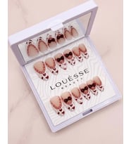 Louésse Cherry Love Takma Tırnak Seti 12’li Kalp Desenli Kırmızı French Şık Model
