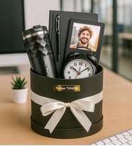 Kişiye Özel Fotoğraflı,Çerçeve,Defter,Kalem,Masa Saati Ve Termos Premium Silindir Kutu Hediye Seti (STD)