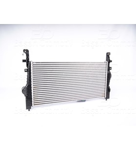 Hyundai Grandeur 2006-2011 ve Sonata 2006-2010 Uyumlu Turbo Radyatörü (Intercooler)