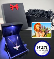 Size Özel Fotoğraflı 925 Ayar Işıklı Kutusunda Zümrüdü Anka Kuşu Kolye - Gümüş Kolye
