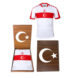 Hummel Orijinal Türkiye Beyaz Milli Takım Forma Hediyelik Ahşap Kutulu