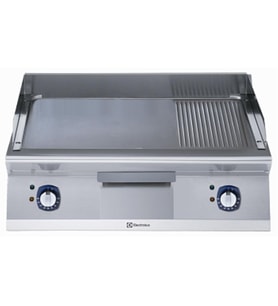 Electrolux Professional Endüstriyel Elektrikli Izgara, 2/3 Düz Ve 1/3 Nervürlü, Fırçalanmış Krom Kaplamalı Çelik Pişirme Yüzeyi, 800 Mm, Eğimli, Termostatik Kontrol, Kazıyıcı Dahil E7IIMDAOMEA