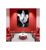 Tekli Dikey Kanvas Modern Salon Tablosu Beyaz Elbiseli Marilyn Monroe
