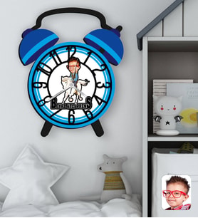 BK Gift Kişiye Özel Prens Karikatürlü Mavi Retro Çalar Saat Tasarımlı Kabartma Figürlü Ahşap Çocuk Duvar Saati-2, Ev Dekoru, Çocuk Odası Aksesuar