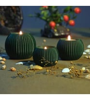 DEKORATİF ÜÇLÜ TEALIGHT TASARIM MUMLUK SETİ - MUM HEDİYELİDİR (Koyu Yeşil)