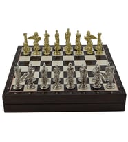 GiftHome Büyük Boy Metal PEGASUS Satranç Tk. Parlak ve Ceviz Desenli Sandıklı MDF Tahtası(36X36X6 cm.)