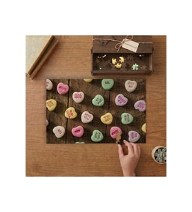 Kalp Şeklinde Şekerler Tasarımı 240 parça Ahşap Puzzle Ahşap Kutuda MP03428