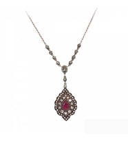 Aşina Gümüş - Elmas Montür Badem Yakut Kırmızı Swarovski Taşlı Kolye Sevgiliye Hediye
