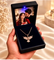 Kişiye Özel Fotoğraflı Zümrüdü Anka Kuşu Kadın Kolye Işıklı Kutulu (BJ)