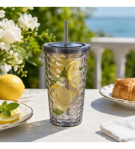 Pipetli Mika Bardak 500 ml, Kapaklı ve Pipetli İçecek Bardağı, Soğuk Kahve Meşrubat Smoothie ve Günlük Kullanım İçin Pratik Plastik Bardak (Siyah)