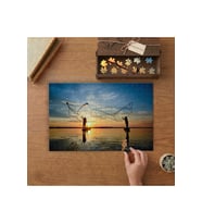 Denize Ağ Atan Balıkçılar Tasarımı 240 parça Ahşap Puzzle Ahşap Kutuda MP00790