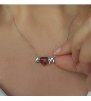 Vaoov 925 Ayar Gümüş Kırmızı Swarovski Taşlı Bombeli Harf Kolye