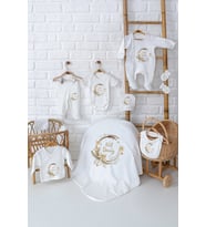 Pia Baby Premium  10 'lu Kız Yenidoğan Bebek Hediyesi İsme Özel Hastane Çıkışı Set 5087-01 (Krem)
