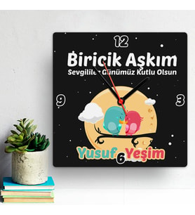 Sevimli Aşıklar Kare Duvar Saati