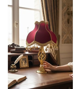 Kırmızı Kadife Şapkalı Gold Kaplama Ayaklı Klasik Model Abajur – Klasik Dekoratif Aydınlatma 50x30cm