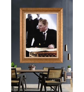 Altın Varaklı Çerçeveli Paspartulu Atatürk Tablo DC1600 (Gold)