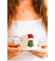 Özce Ceramic Yılbaşı Temalı Kırmızı Şapkalı Çam Ağacı 170 ml Handmade Fincan ve Tabak