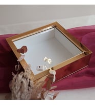 25X25 GOLD KAPLI LEDLİ DERİN ANI ÇERÇEVESİ! ÖZEL GÜN ÇİÇEKLERİNİZ İÇİN