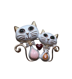 Bastet Anne Kız Kediler Broş Yaka İğnesi