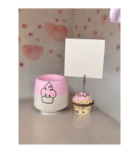 Cupcake tutuculu cupcake çizimli saksı ofis seti