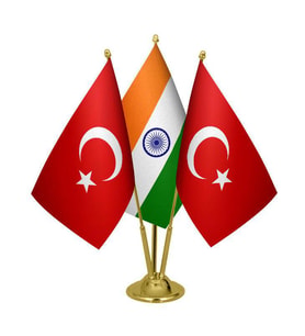 Masa Üstü Hindistan Bayrağı Türk Bayrağı Üçlü Pirinç Direk Masa Bayrak Seti