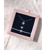 Kadın Çelik Kalpli Kolye Bileklik ve Yüzük Seti (Pembe)