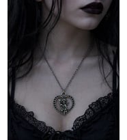 Gotik Kalp Melek Figürlü Siyah Detaylı Metal Kolye Unisex