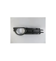 AUDI A3- 05/08; SİS LAMBA KAPAĞI SAĞ SİS DELİKLİ SİYAH (TW) 8P4807682B 1302-2061