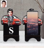 BK Gift Kişiye Özel Plakalı Erkek Ford Fiesta Karikatürlü Ahşap Biblo Telefon Standı-1