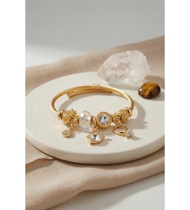 Swan Model Gold Renk Beyaz Charmlı Bileklik