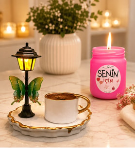 Sokak Lambalı Premium Kahve Fincanı ve Kokulu Cam Mum Hediye Seti