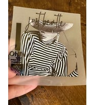 ÜTÜ İLE YAPIŞAN ŞAPKALI KADIN ARMA TRANSFER BASKI 11X10 CM