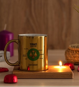 Kişiye Özel Terazi Burcuna Hediye Ahşap Altlıklı Mumlu Gold Kupa