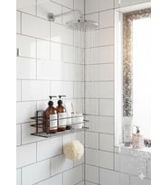 Yapışkanlı Siyah Banyo ve Mutfak Rafı – Tek Katlı Düz Şampuanlık ve Baharatlık, Delmeden Montaj, Matkap Vida Gerektirmeyen Su Geçirmez Duvar Organizeri (1 Adet)