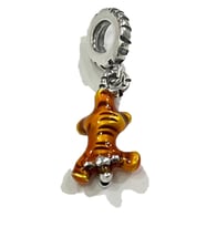 Kaplan Tigger Sallantılı Charm