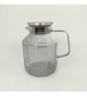 Füme Krom Metal Kapaklı Contalı Süzgeçli Köşeli Borosilikat Sürahi – 1.8 LT.
