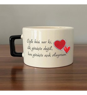 Öyle Biri Var Ki Baskılı Siyah Kulplu C Fincan
