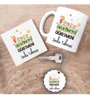 Okul Öncesi Öğretmeni Kupa Bardak Altlık ve Anahtarlık Hediye Seti (Model 1)