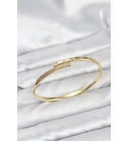 Pirinç Gold Renk Zirkon Taşlı Kadın Kelepçe Bileklik 5886