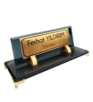 Hediye İsimlik Kristal Masa İsimliği Ofis Hediyesi M533-FGold