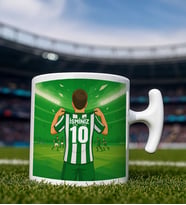 BK Gift Kişiye Özel Yeşil-Beyaz Forma Tasarımlı Hammer Kulplu Beyaz Kupa Bardak, Arkadaşa Hediye, Sevgiliye Hediye, Taraftar Hediyesi