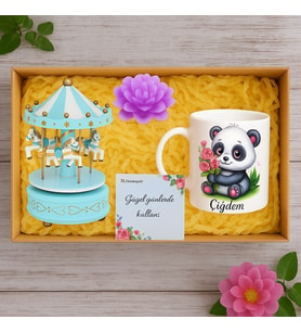 Kişiye Özel Panda Kupası Müzikli Atlı Karınca & Lotus Mum Kutulu Hediye Seti