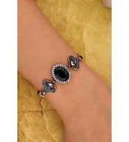 925 Ayar Gümüş Hürrem Sultan Onix Oval Taş Otantik Bileklik