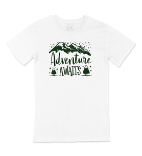 Adventure Awaits Yeşil Tişört