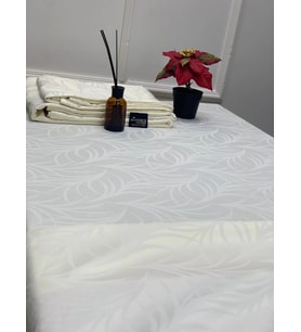 NİVEMESHOME 140X200 KREM YAPRAK DESENLİ LEKE TUTMAZ MASA ÖRTÜSÜ