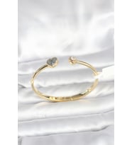 Pirinç Gold Renk Kalpli Model Kadın Kelepçe Bileklik 5886 - HPSBYI5693-5411