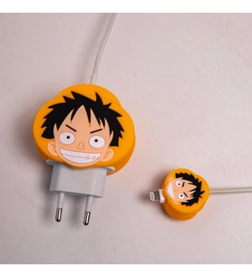 One Piece Luffy Şarj Koruyucu Başlığı Ve Kablo Koruyucu Set