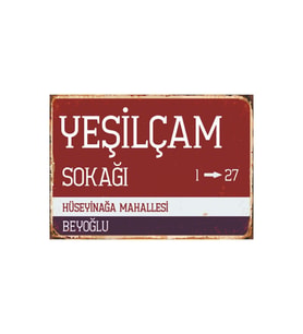 Yeşilçam Sokağı Retro Ahşap Tablo – İstanbul Tabela Tasarımıyla Nostaljik Sinema Ruhu