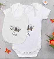 BK Kids Kişiye Özel İsimli Bebek Body Zıbın ve Mama Önlüğü Hediye Seti - Model 25